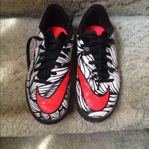 Nike hypervenom boys